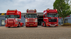 20251019-Tom-Holding-00201